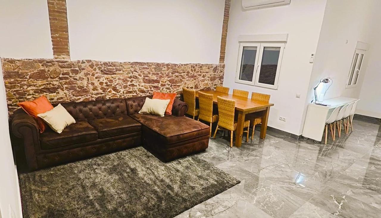 Beautiful Appartment In マルトレル エクステリア 写真